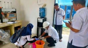 DLH Barsel Lakukan Uji Air di Perumdam Tirta Barito